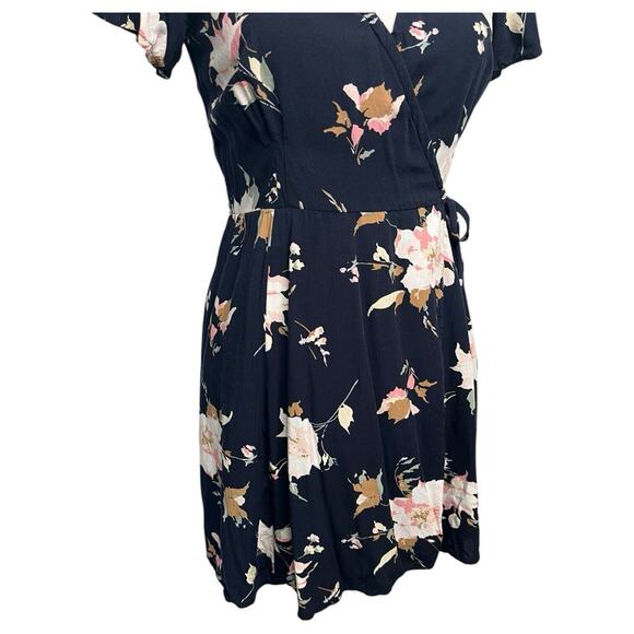 Abercrombie Fitch Wrap Dress Womens Extra Small Blue Floral V Neck Short Sleeve - Picture 9 of 13